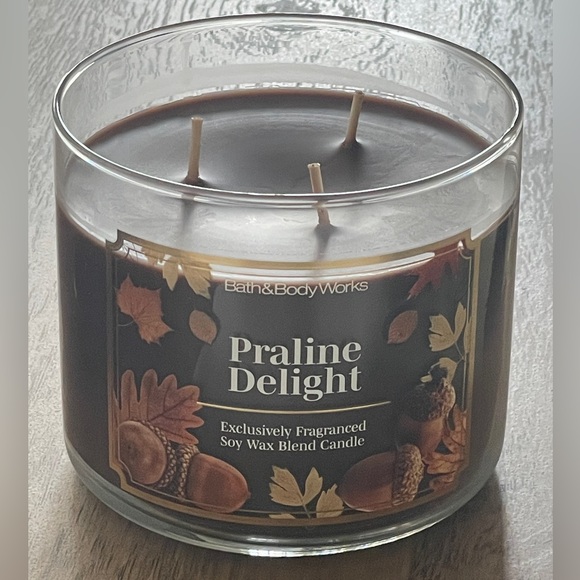 Bath & Body Works Praline Delight Scented Candle Set - Picture 6 of 7